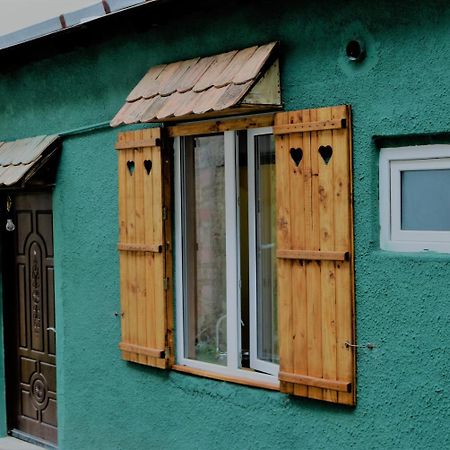 Dilijan Town Inn Екстер'єр фото