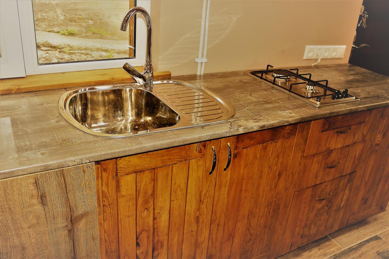 Dilijan Town Inn Екстер'єр фото