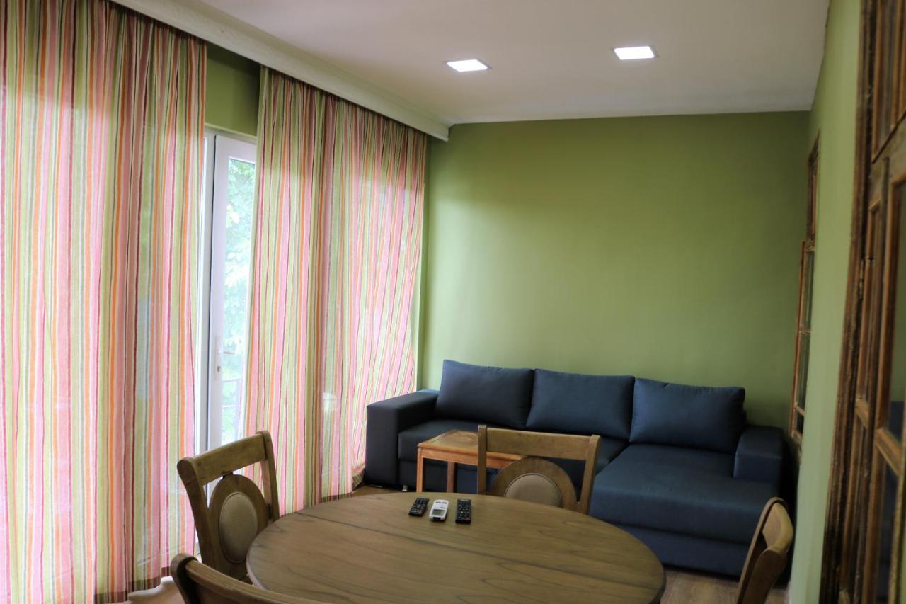 Dilijan Town Inn Екстер'єр фото